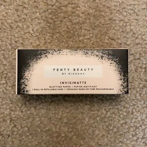 Fenty Beauty Invisimatte Blotting Paper